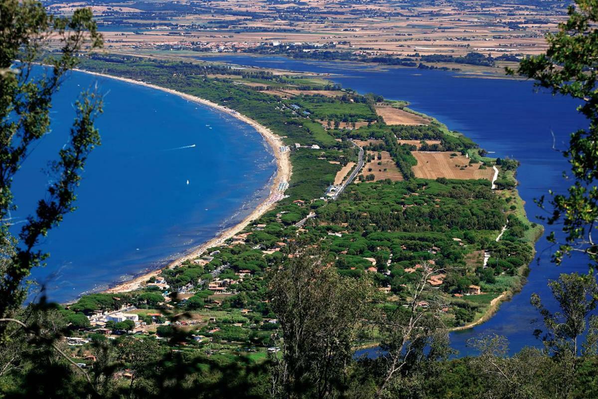 Pensione Verde Luna Orbetello Eksteriør billede